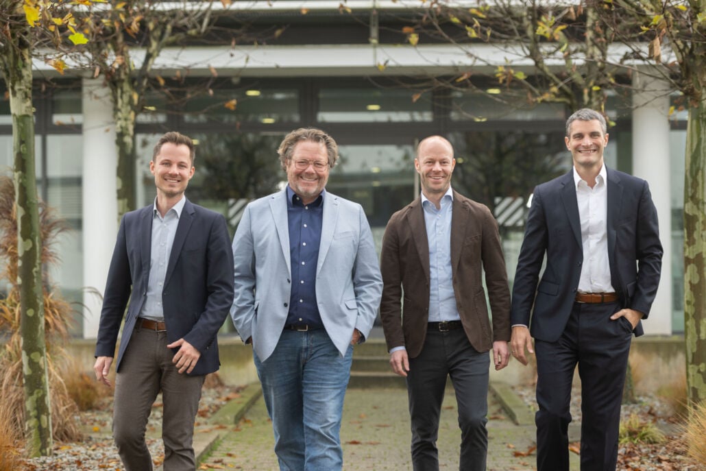 Das neue Team der Geschäftsführung mit klarer Ausrichtung: (v.l.n.r.) Dr. Valentin Clemens (CAO), Claus Artmayer (CSO), Georg Eckmair (CFO) und Bastian Litterscheid (COO).